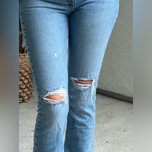 Zara Flare Jeans size 6 High Waisted Distressed Medium Wash - Picture 4 of 12